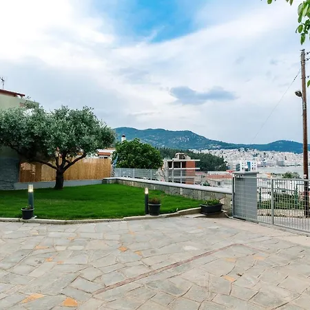 Ilios House Apartman *